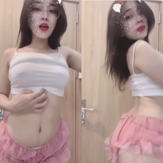 Thuy Duong Payudara Montok Berair atau Rintihan Keras